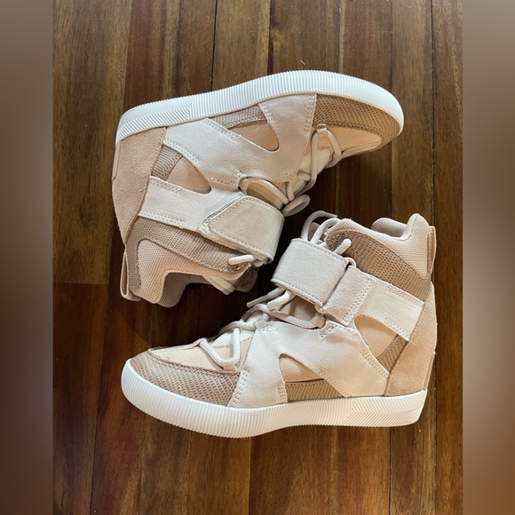 Sorel Out N About sport wedge bootie sneakers - Picture 5 of 10